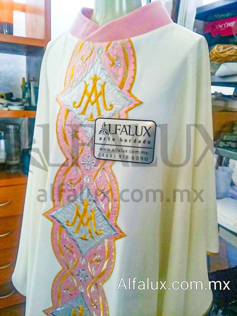 05 FRANCES SILUETA MA Palo de Rosa 303